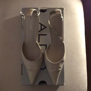 ALDO Beige mid heel